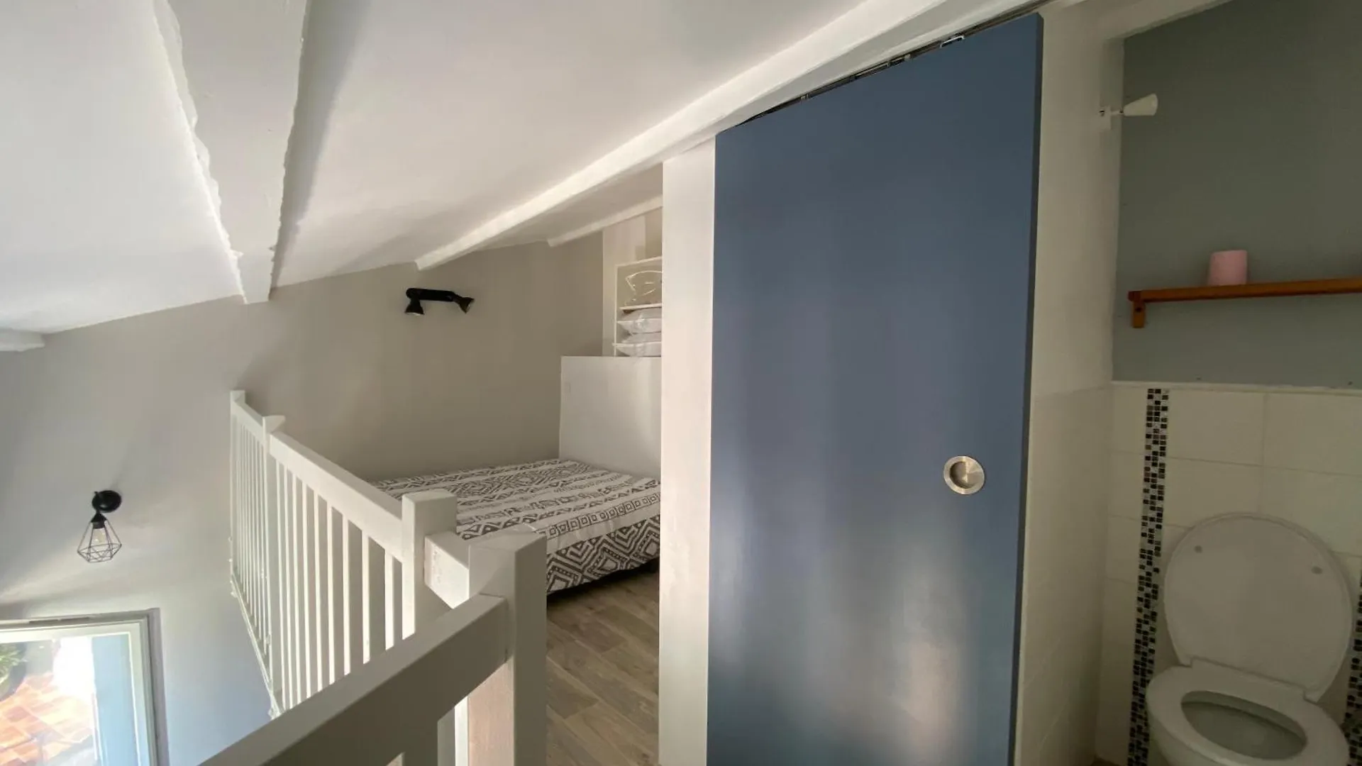 Guest Houses - Les Pierrons Le Revest-les-Eaux