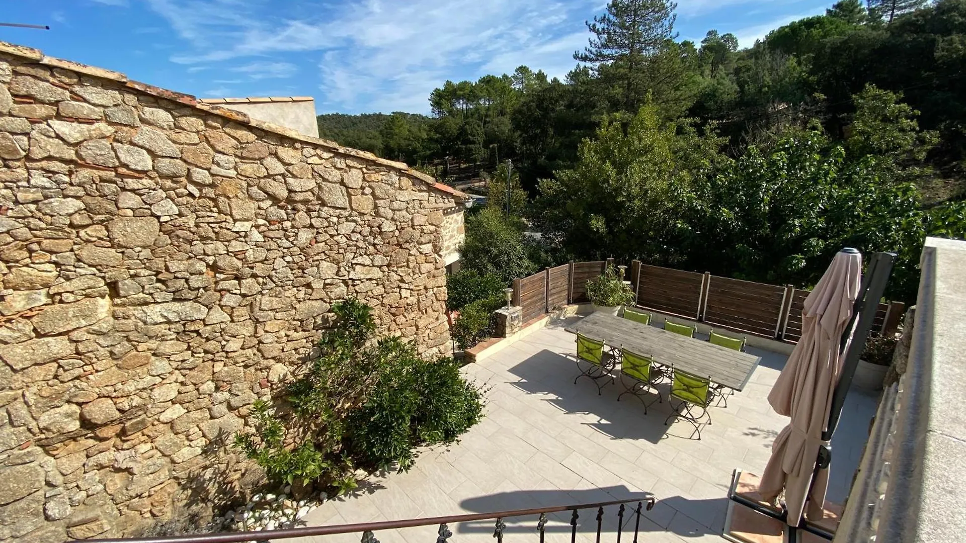 Guest Houses - Les Pierrons Le Revest-les-Eaux Holiday home